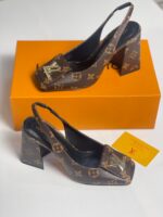 LOUIS VUITTON - Image 2
