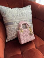 Dior - Image 5