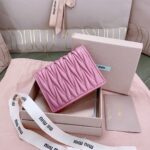 ⁦MIU MIU⁩ - الصورة ⁦5⁩