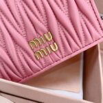 ⁦MIU MIU⁩ - الصورة ⁦6⁩