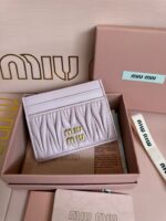 ⁦MIU MIU⁩ - الصورة ⁦4⁩