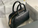 CHANEL - Image 4