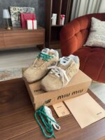 MIU MIU & New Balance - Image 5