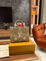 LOUIS VUITTON - Image 5