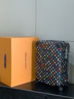 LOUIS VUITTON - Image 6