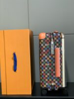 LOUIS VUITTON - Image 5