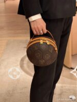⁦LOUIS VUITTON⁩ - الصورة ⁦9⁩