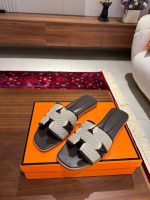 ⁦HERMES⁩ - الصورة ⁦2⁩